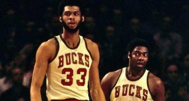 级赛事中屡 级赛事中屡