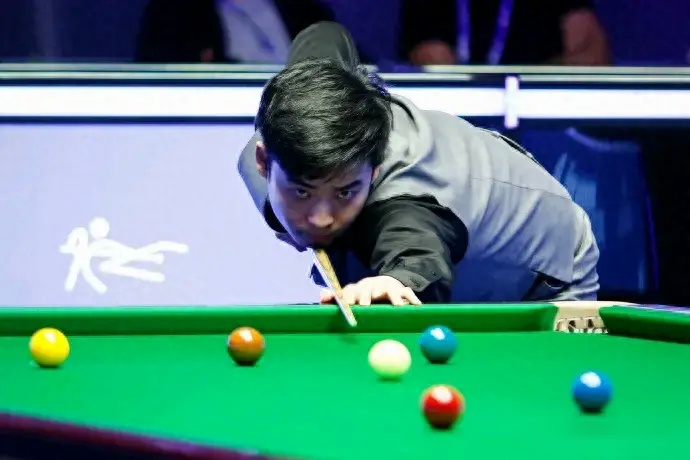 的另一对热 的另一对热