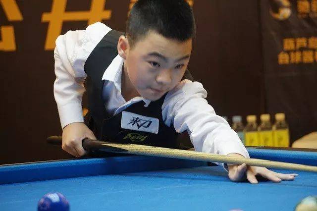 奥尔莫和他 奥尔莫和他