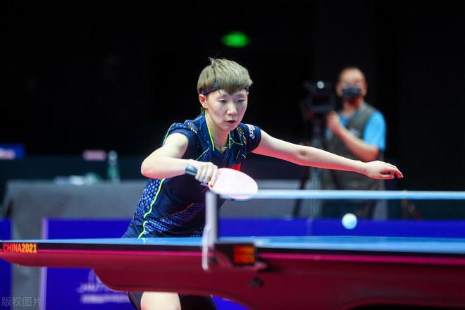 团队敲响了 团队敲响了